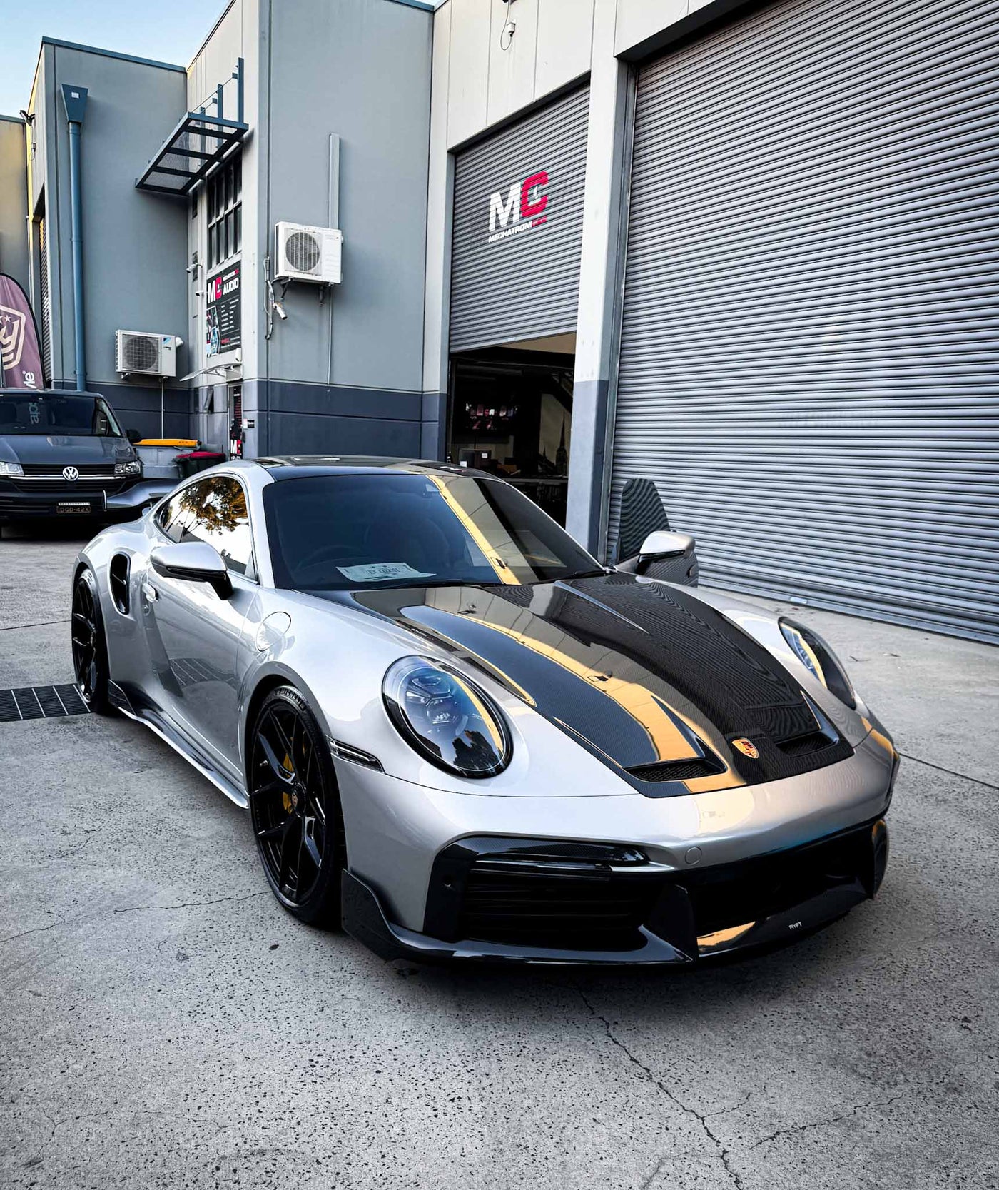 Reengineering Burmester β Porsche 911 Turbo S Sound Experience Redefined