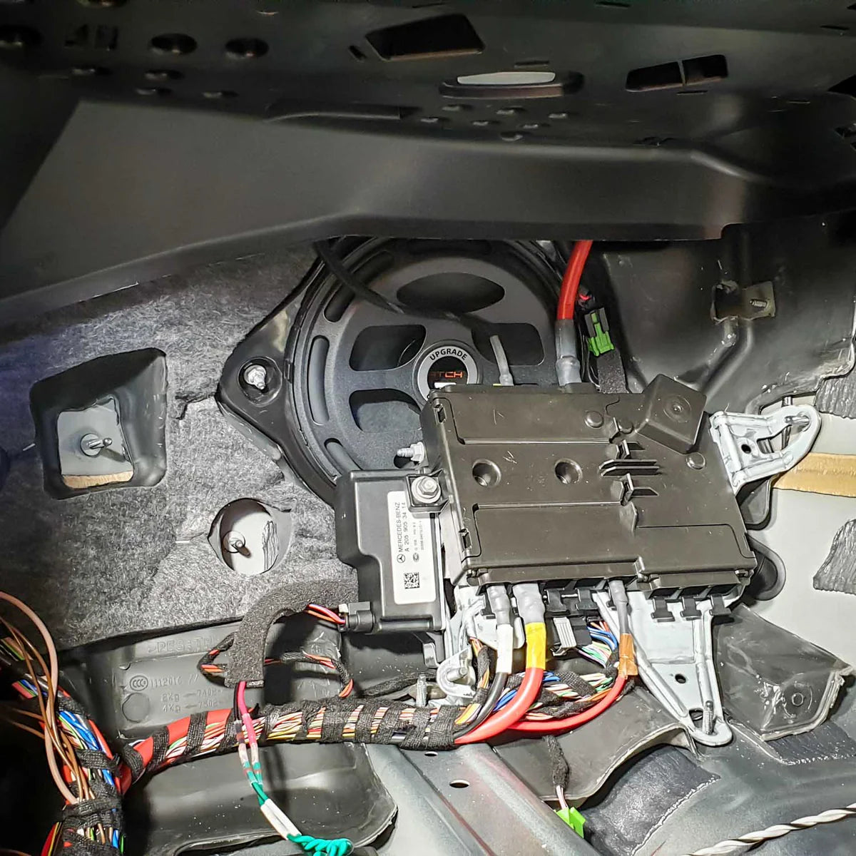 MATCH UP W8MB-S4 RHD footwell enclosure profile and depth detail Mercedes – by MC Audio Sydney