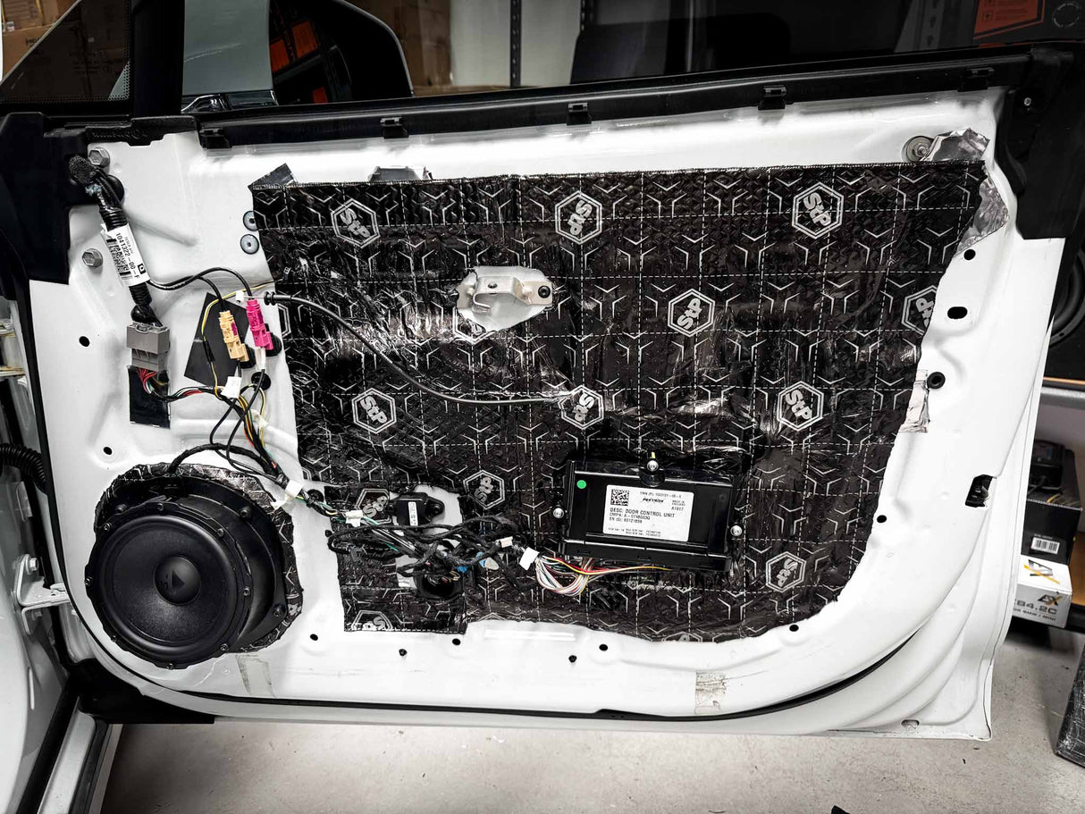 HELIX Ci7 W165FM-S3 woofer cone detail – 6.5” hi-end FlexMount woofer upgrade by MC Audio Sydney